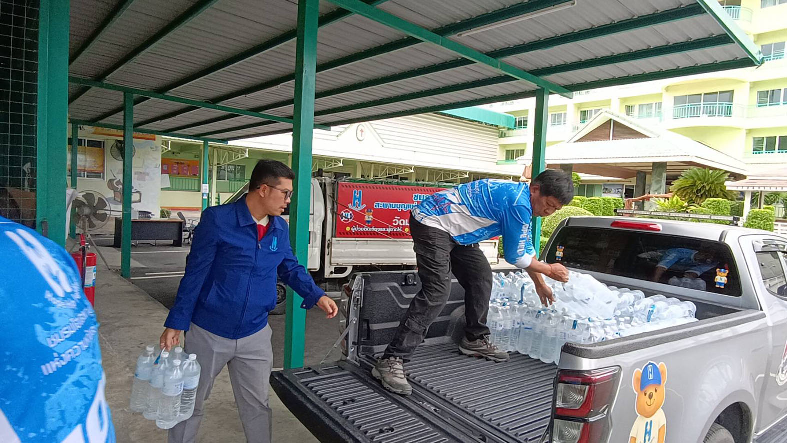 อิ่มบุญ อิ่มใจ! คุณ แนนซี่ นำทีมชมรมโฮปฯ มอบของจำเป็นสร้างรอยยิ้มให้เด็กพิการบ้านคามิลเลียน