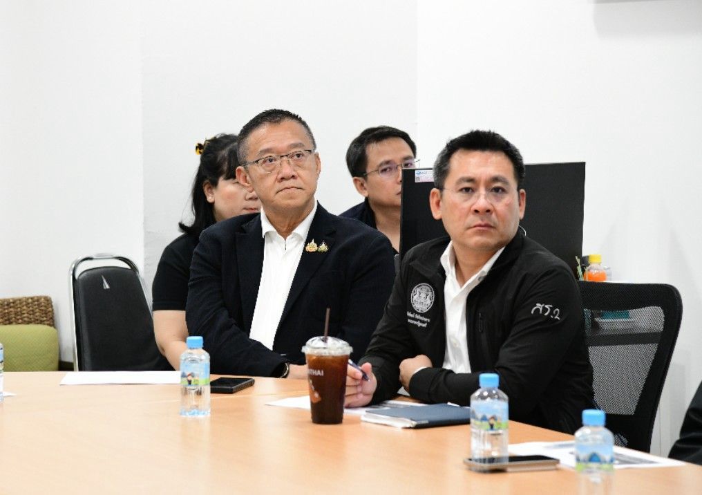 “พิพัฒน์” นั่งหัวโต๊ะแก้ปัญหากระเป๋าสัมภาระตกค้างสุวรรณภูมิ ผนึกกำลังทุกหน่วยงาน เร่งช่วยเหลือและเยียวยาผู้โดยสาร–ฟื้นบริการกลับสู่ภาวะปกติ พร้อมเร่งสร้างความเชื่อมั่นให้แก่ผู้โดยสาร