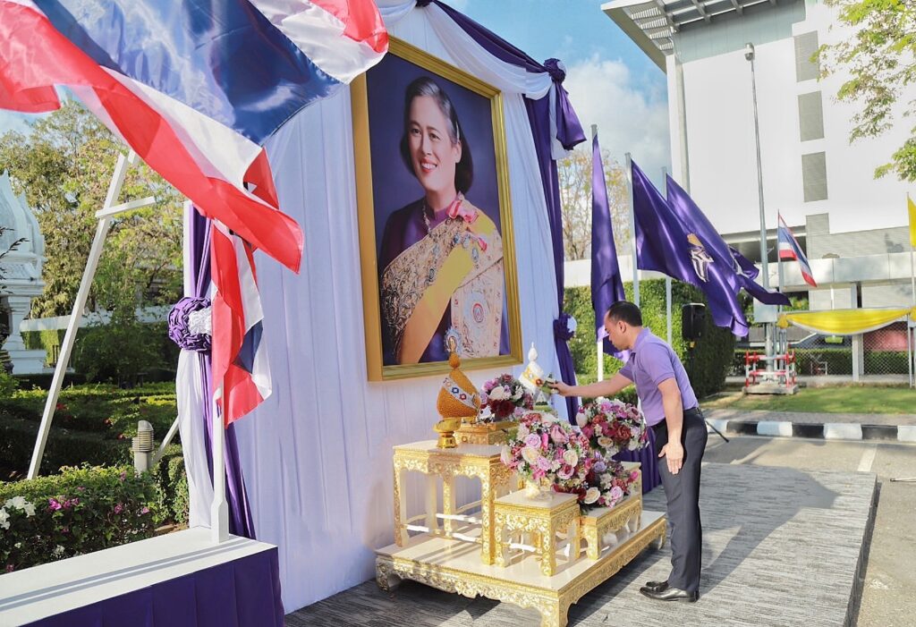 ท่าอากาศยานสุวรรณภูมิร่วมแสดงพลังความจงรักภักดีและสำนึกในพระมหากรุณาธิคุณ สมเด็จพระกนิษฐาธิราชเจ้า กรมสมเด็จพระเทพรัตนราชสุดาฯ สยามบรมราชกุมารี