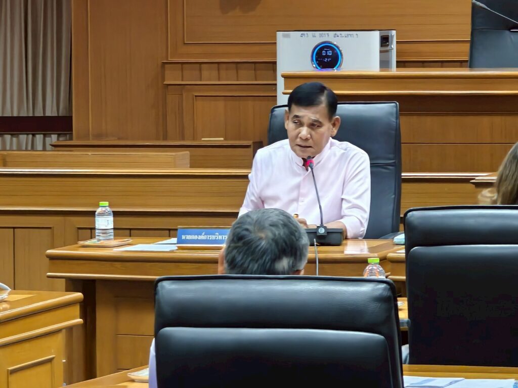 ประชุมด่วน ผอ.กอง เร่งติดตามงานต่างๆ ย้ำต้องเกิดประโยชน์ และดำเนินการให้เร็วที่สุด