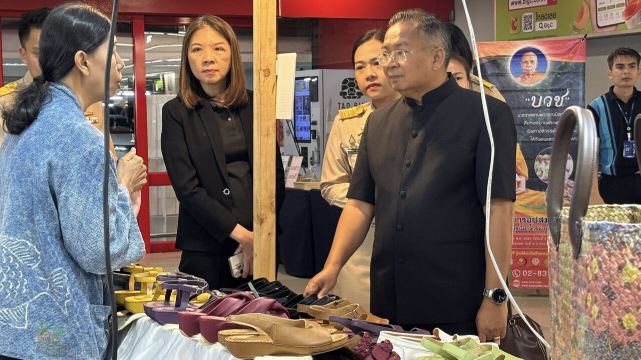 จังหวัดสมุทรปราการ จัดกิจกรรมตลาด “เชื่อมโยงสินค้า ราคาประหยัด