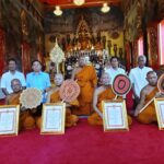 วัดบางพลีใหญ่กลางจัด พิธีมอบตราตั้งฐานานุกรม คณะสงฆ์วัดบางพลีใหญ่กลาง เนื่องด้วยโดยพระบรมราชโองการ พระราชทานสัญญาบัตรตั้งสมณศักดิ์ ทรงพระกรุณาโปรดให้ "พระราชชิวคณาทร" เจ้าอาวาส วัดบางพลีใหญ่กลาง จังหวัดสมุทรปราการ มีฐานานุศักดิ์ตั้งฐานานุกรมได้ 4รูป นั้น ในการนี้ จึงได้มีพิธีแต่งตั้งและมอบตราตั้งฐานานุกรม ให้แก่พระเถรานุเถระวัดบางพลีใหญ่กลาง ผู้มีศีลาจารวัตรอันงดงาม และอุทิศตนเพื่อพระพุทธศาสนา ณ วัดบางพลีใหญ่กลาง โดยมีรายนามตามลำดับฐานานุกรม ดังต่อไปนี้ 1. พระครูปลัดแต่งตั้งให้ พระเดช ฉายา สิริภทฺโท อายุ 54พรรษา 34 วิทยาฐานะ น.ธ.โท. ดำรงตำแหน่งฐานานุกรมที่ พระครูปลัด (พระครูปลัดเดช) 2. พระครูสังฆรักษ์แต่งตั้งให้ พระสุชาติ ฉายา สิริธมฺโม อายุ 56 พรรษา 32 วิทยาฐานะ น.ธ.เอก. ดำรงตำแหน่งฐานานุกรมที่ พระครูสังฆรักษ์ (พระครูสังฆรักษ์สุชาติ) ๓. พระครูสมุห์ แต่งตั้งให้ พระมานพ ฉายา รตนโชโต อายุ 64 พรรษา 26 วิทยาฐานะ น.ธ.โท. ดำรงตำแหน่งฐานานุกรมที่ พระครูสมุห์ (พระครูสมุห์มานพ) ๔. พระครูใบฎีกา แต่งตั้งให้ พระศุภโชค ฉายา ปญฺญาคโม อายุ 42 พรรษา 21 วิทยาฐานะ น.ธ.เอก. ดำรงตำแหน่งฐานานุกรมที่ พระครูใบฎีกา (พระครูใบฎีกาศุภโชค) แต่งตั้ง ณ วันที่ 1 พฤษภาคม พุทธศักราช 2569