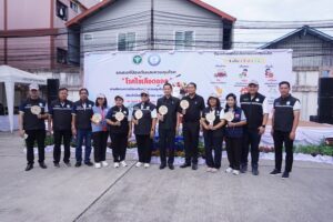 เทศบาลตำบลบางเมือง จัดกิจกรรมเดินรณรงค์ป้องกันและควบคุมโรคไข้เลือดออก